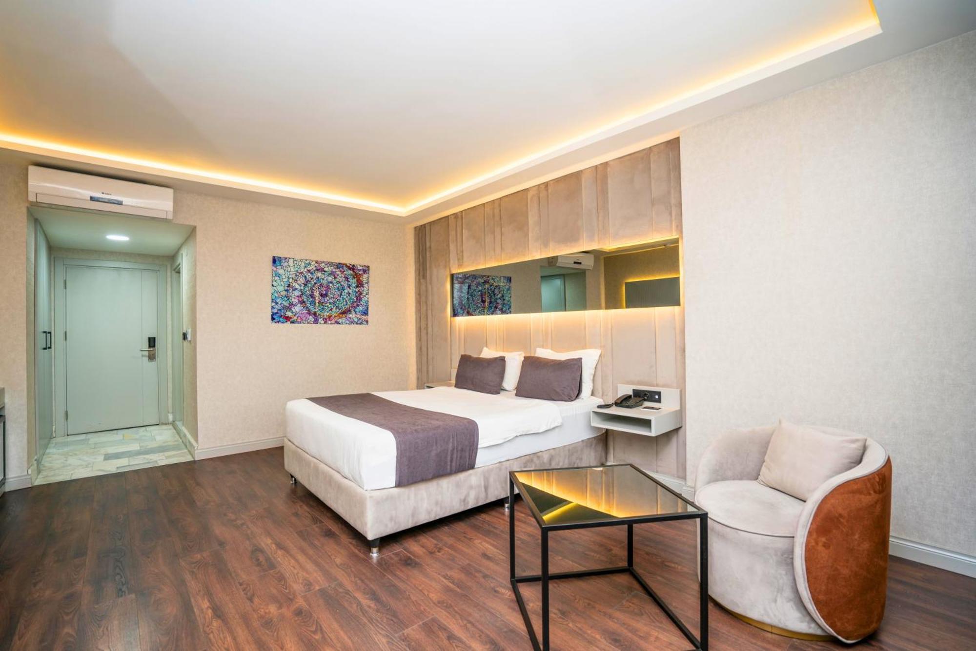 216 Station Suite Gebze Esterno foto