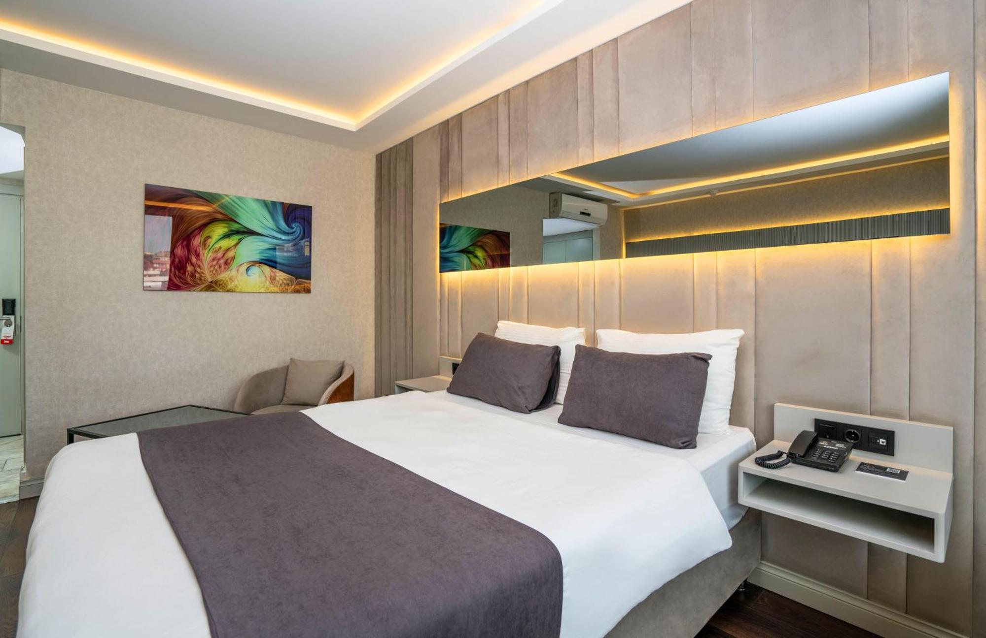 216 Station Suite Gebze Esterno foto