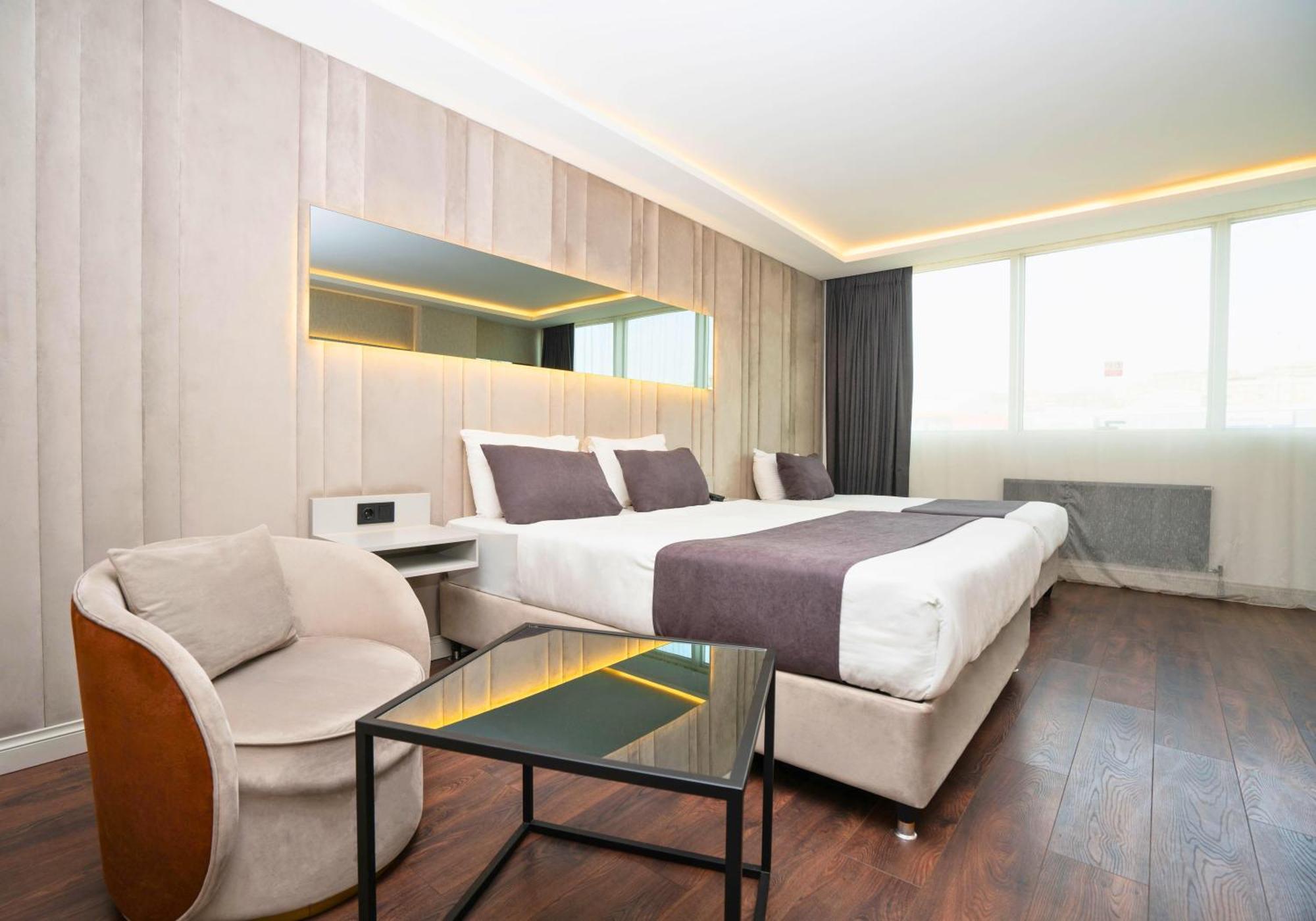 216 Station Suite Gebze Esterno foto