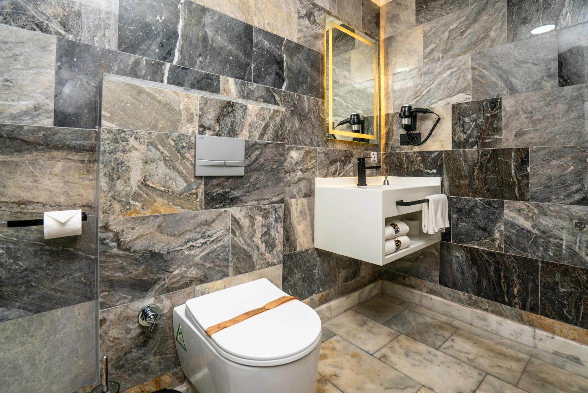 216 Station Suite Gebze Esterno foto